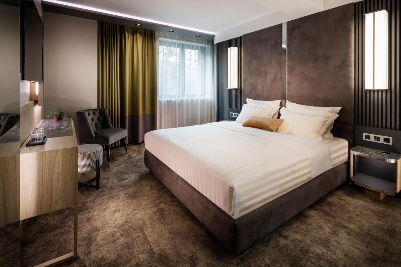 -- Este Park Hotel -- Part Of Urban Chic Luxury Design Hotels - Parking & Compliments - Next To Shopping & Dining Mall Plovdiv Eksteriør bilde