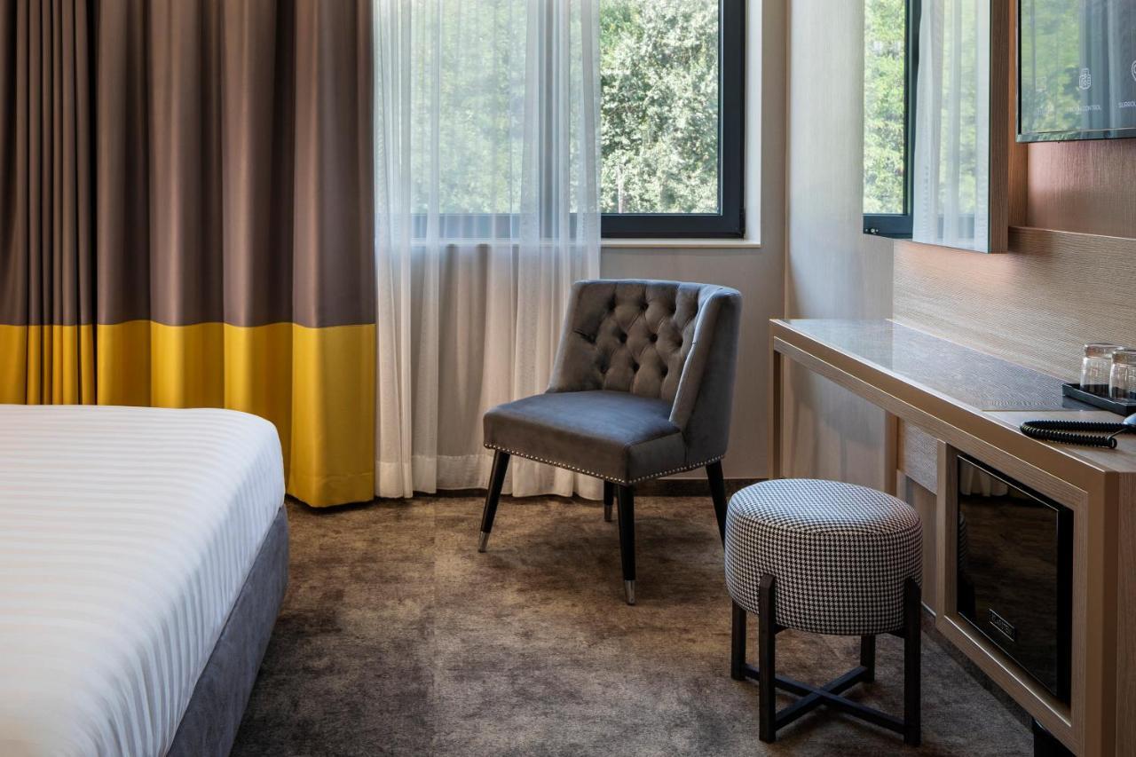-- Este Park Hotel -- Part Of Urban Chic Luxury Design Hotels - Parking & Compliments - Next To Shopping & Dining Mall Plovdiv Eksteriør bilde