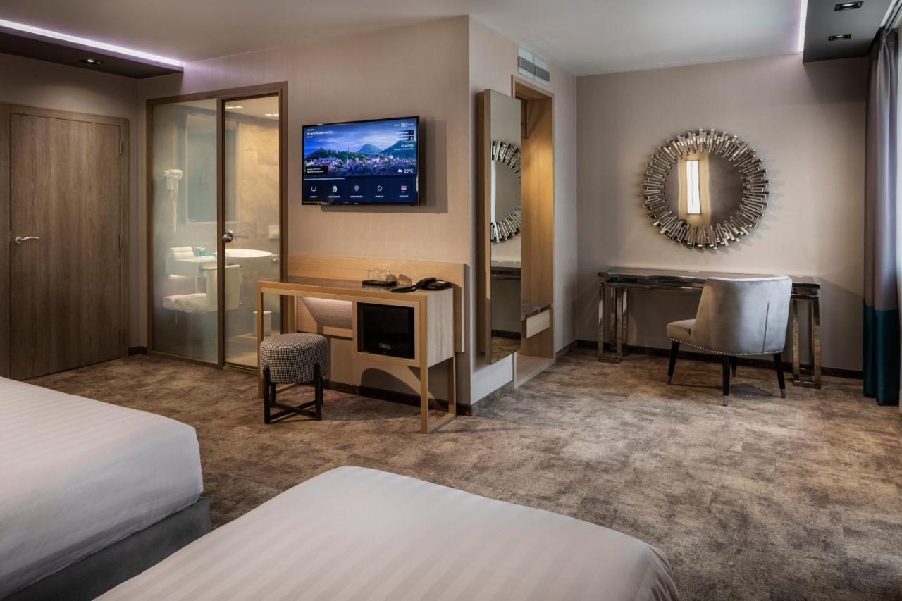 -- Este Park Hotel -- Part Of Urban Chic Luxury Design Hotels - Parking & Compliments - Next To Shopping & Dining Mall Plovdiv Eksteriør bilde