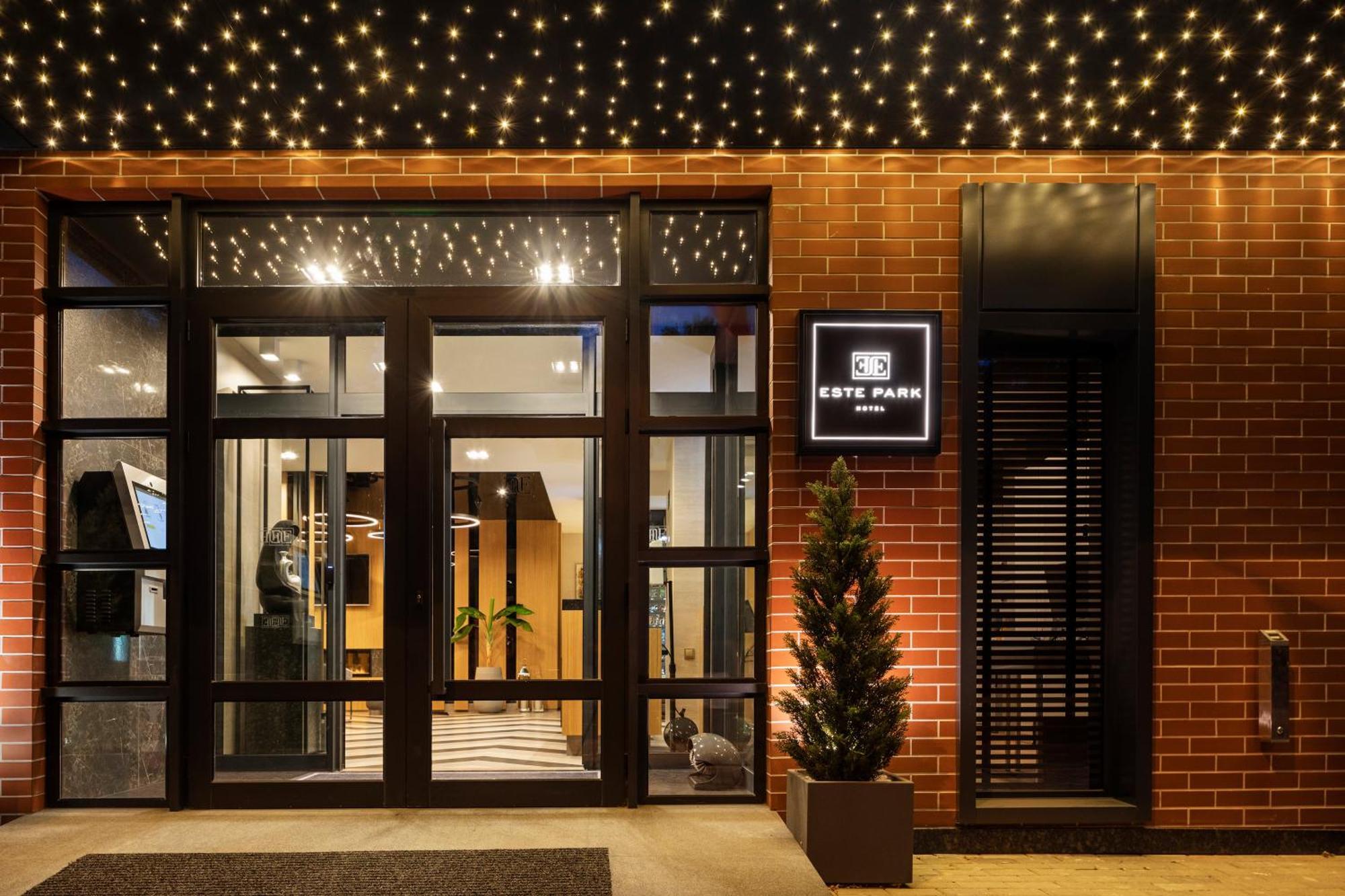 -- Este Park Hotel -- Part Of Urban Chic Luxury Design Hotels - Parking & Compliments - Next To Shopping & Dining Mall Plovdiv Eksteriør bilde